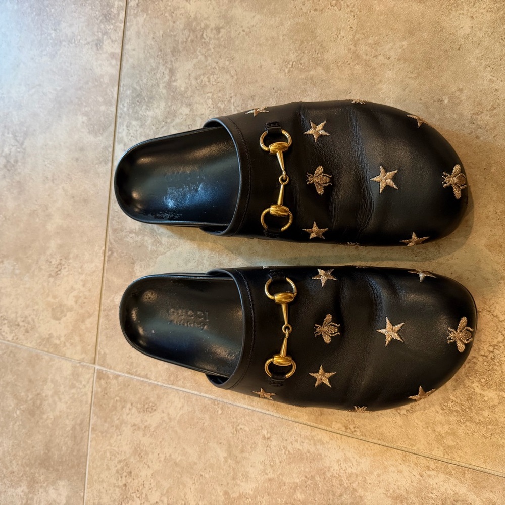 Gucci Clogs Black Embroidered Star & Bee Leather Slides with Gold Horsebit US10